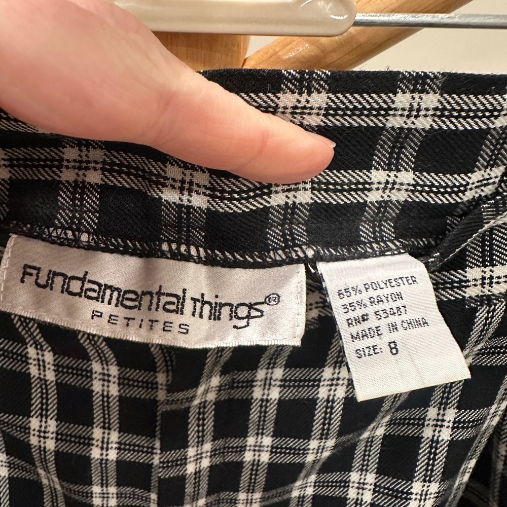 Plaid High Rise Pleated Shorts Bermuda Black White Sz 8 - Picture 5 of 6